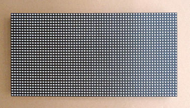 Tam Renkli P5 Kapalı LED Video Duvar 320 * 160mm Modül VGA Yüksek Kontrast