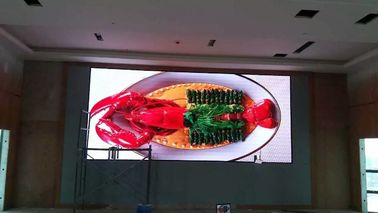 HD P3 Tam Renkli Kapalı LED Video Duvar Özelleştirilmiş Esnek Geniş Görüş Açısı