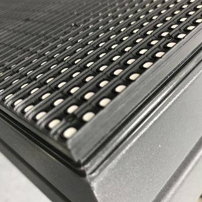 Açıkhava Reklamcılığı Tam Renkli LED Ekran Yüksek Parlaklık 2.5mm Piksel Aralığı